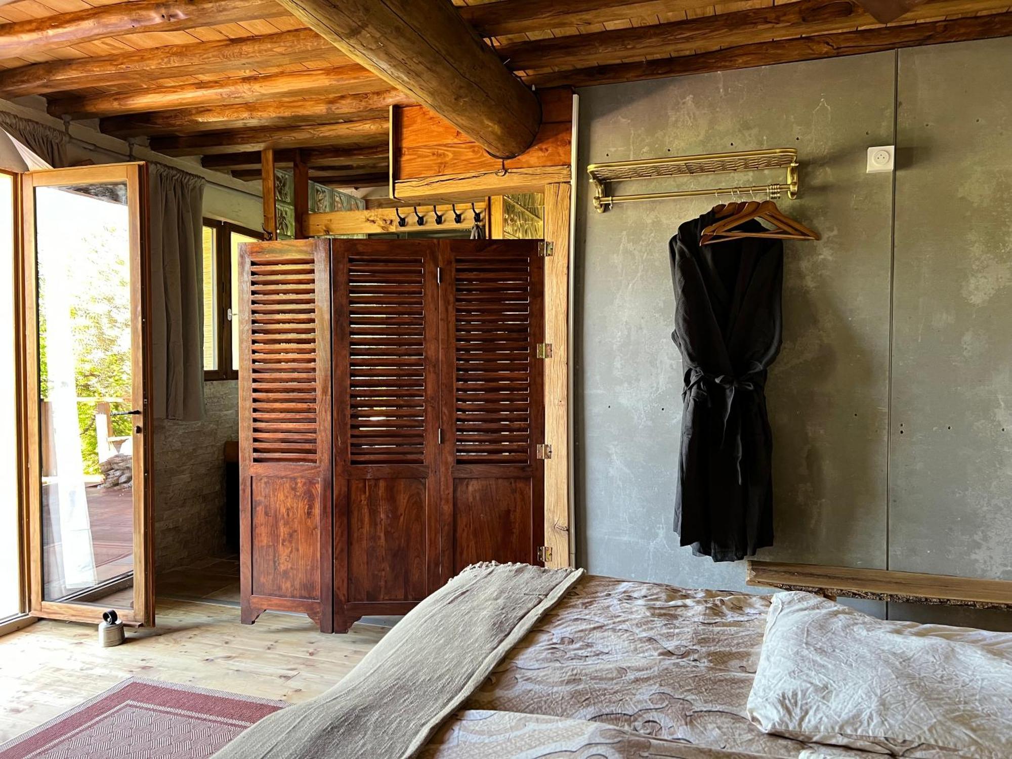Les Magnels Bed & Breakfast วาลเลอโรก ห้อง รูปภาพ